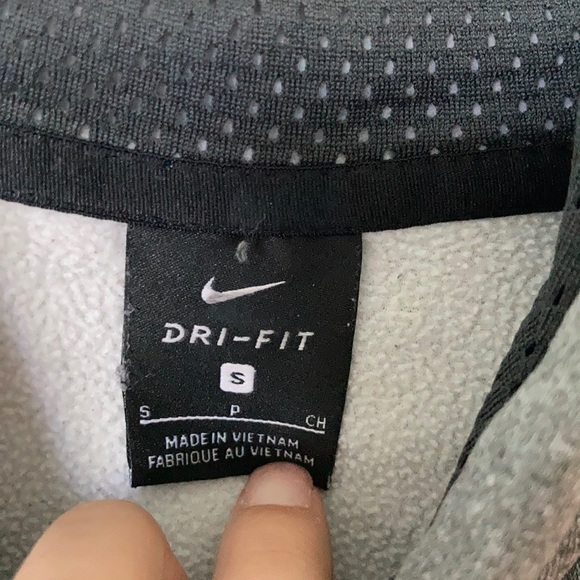Grey Nike  hoodie - Picture 4 of 4